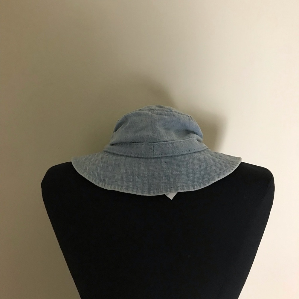 Aritzia TNA Light Blue Denim Bucket Hat NWT - Picture 2 of 4